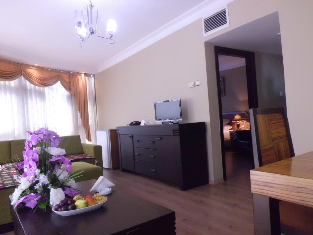 Demirgrand Hotel Trabzon Buitenkant foto